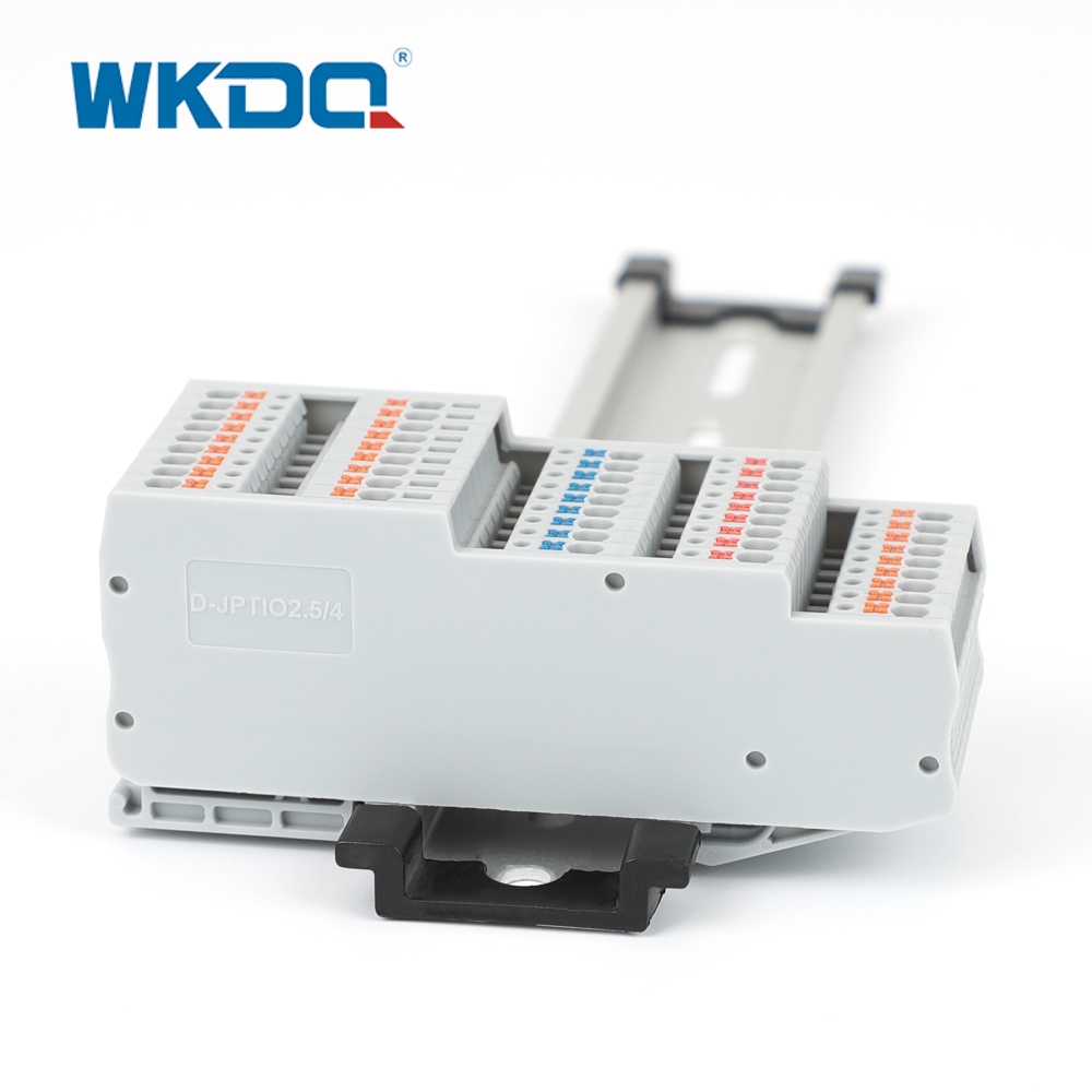 D JPTIO2.5 4 Pehmeän langan liittimen kansi